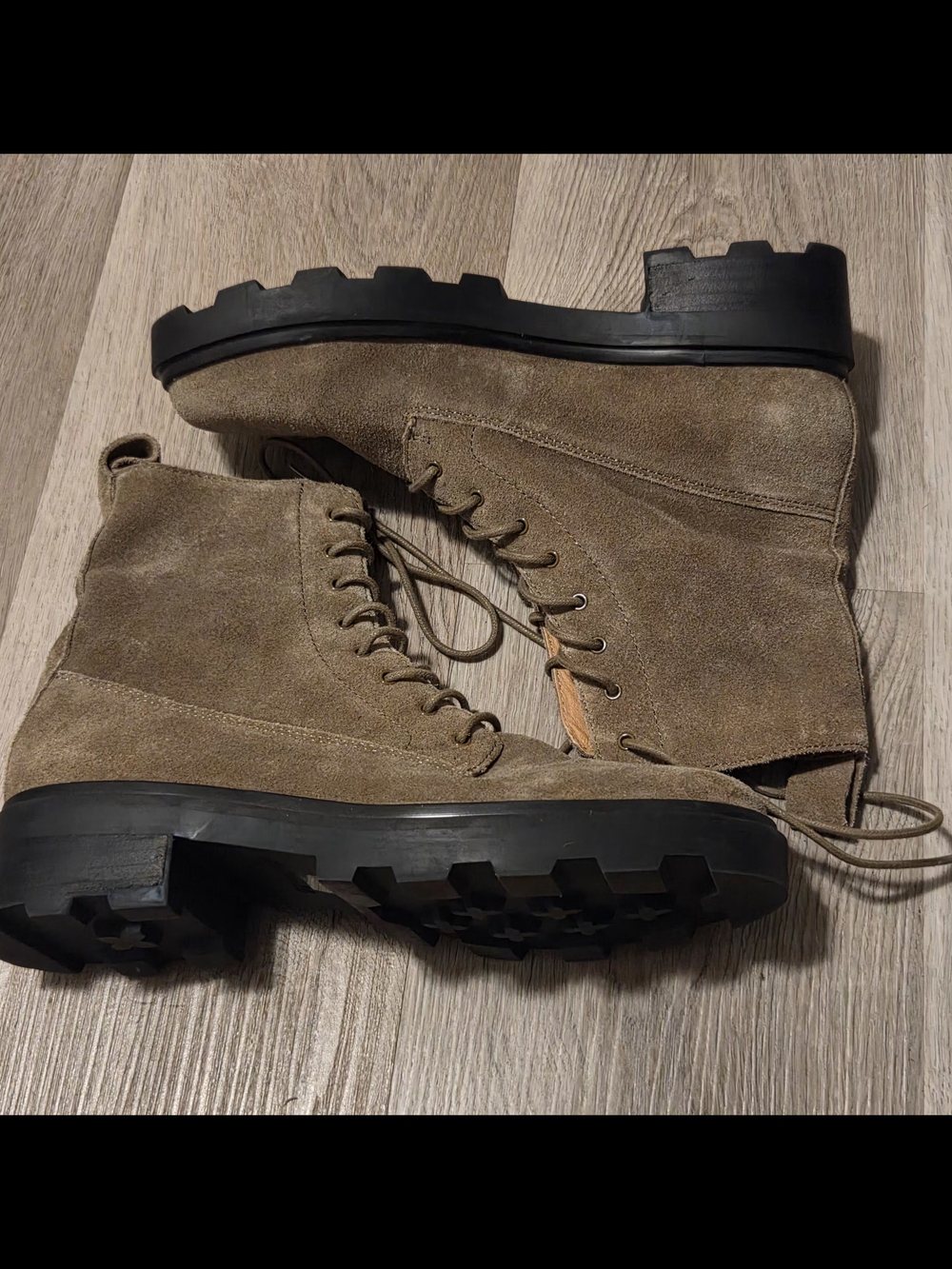Madewell The Shelton Lace-Up Boot in Burnt Olive - Picture 3 of 3